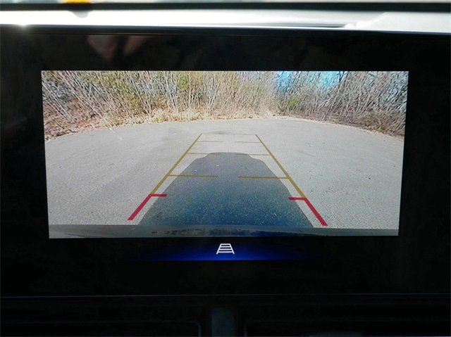 Used 2024 Chevrolet Trax LT w/ Driver Confidence Package image 19