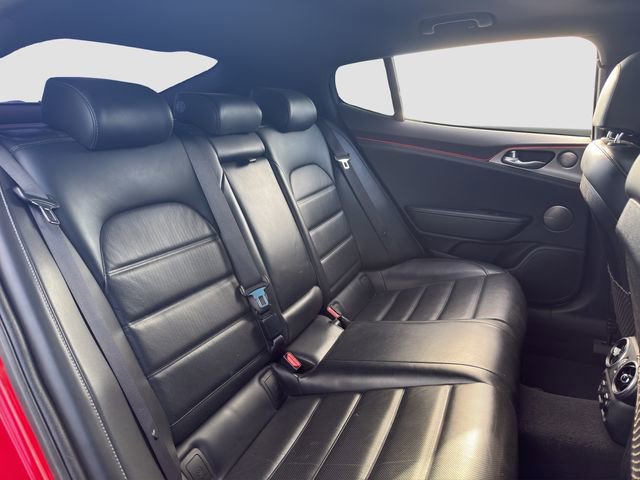 Used 2018 Kia Stinger GT2 image 18