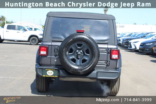 Used 2021 Jeep Wrangler Unlimited Sport image 4