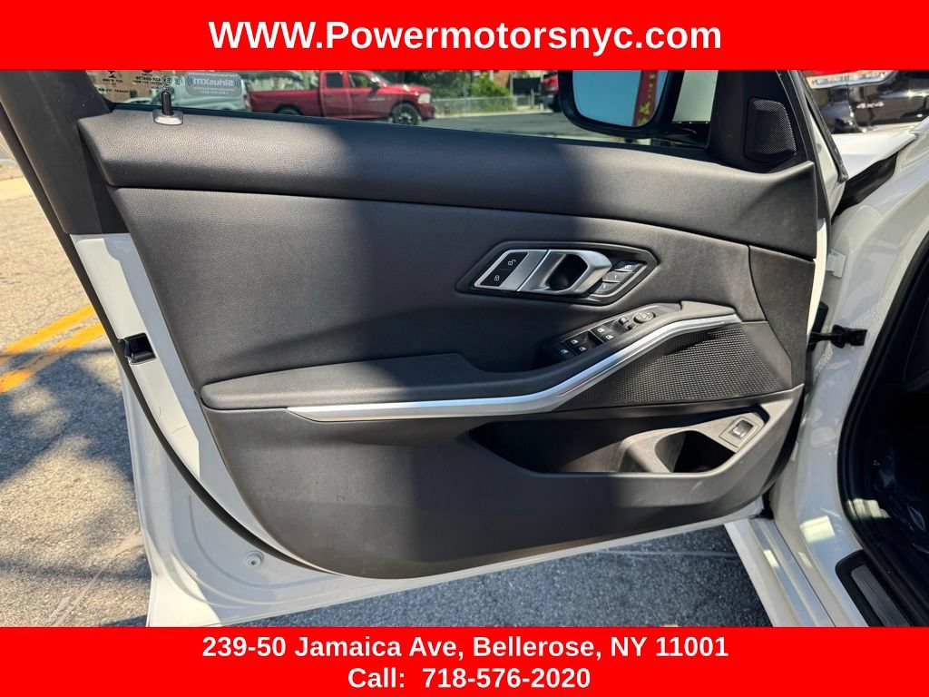 Used 2021 BMW 330i Sedan w/ Convenience Package RWD image 23