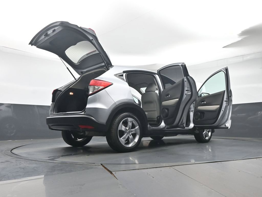 Used 2022 Honda HR-V LX image 46