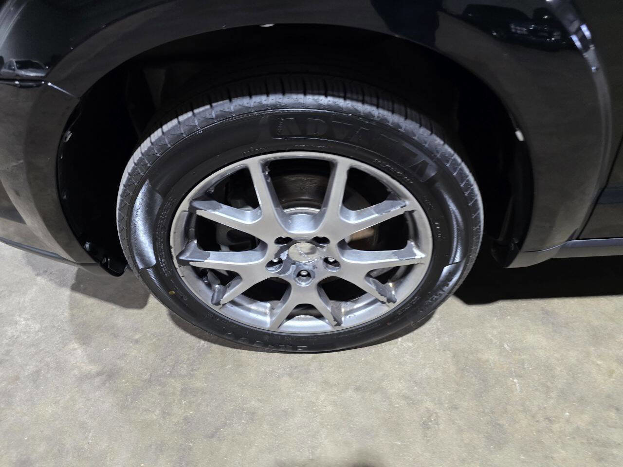 Used 2015 Dodge Journey R/T w/ Flexible Seating Group image 22