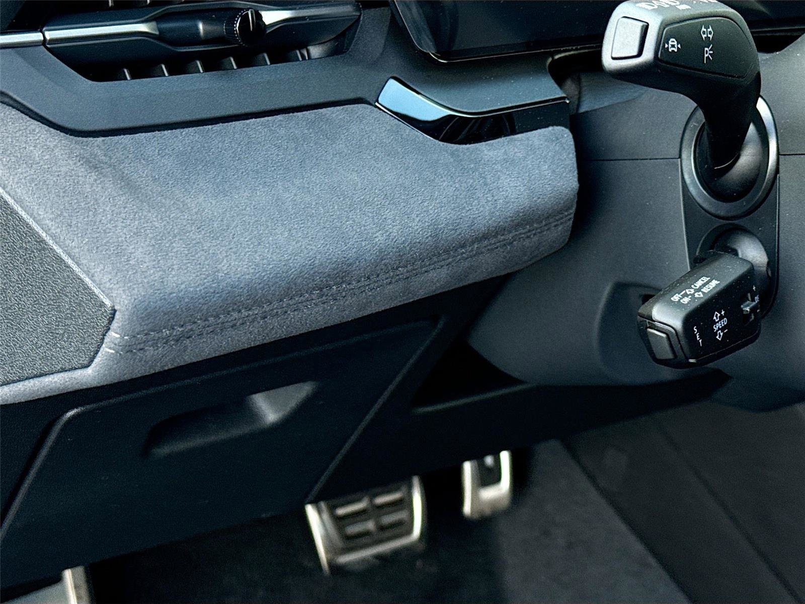 New 2025 Audi SQ6 e-tron Premium Plus image 10