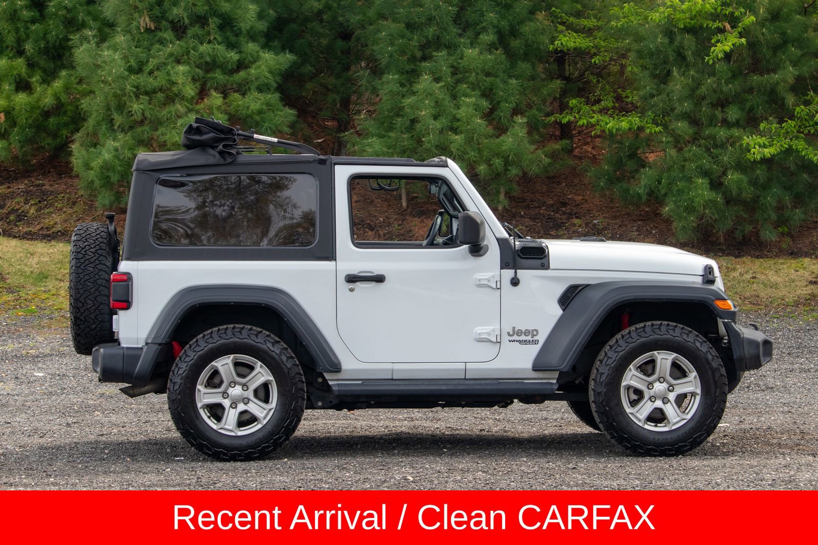 Used 2019 Jeep Wrangler Sport AWD/4WD image 10
