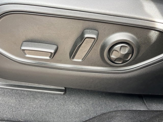 Used 2025 Jeep Grand Cherokee L Altitude image 15