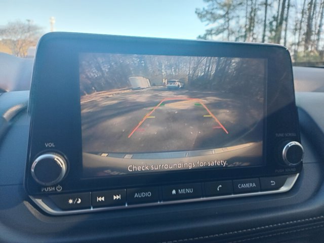 Used 2023 Nissan Rogue SV image 22