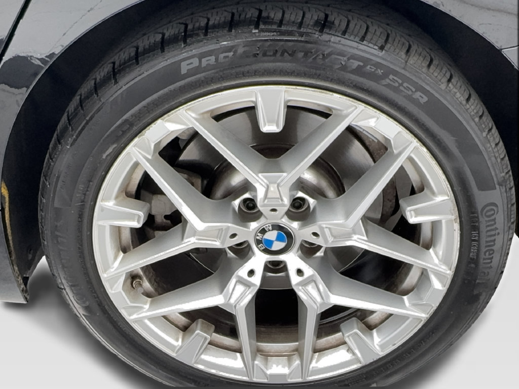 Used 2025 BMW 330i Sedan RWD image 12