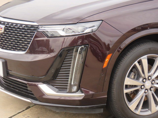 Used 2020 Cadillac XT6 Premium Luxury FWD image 3