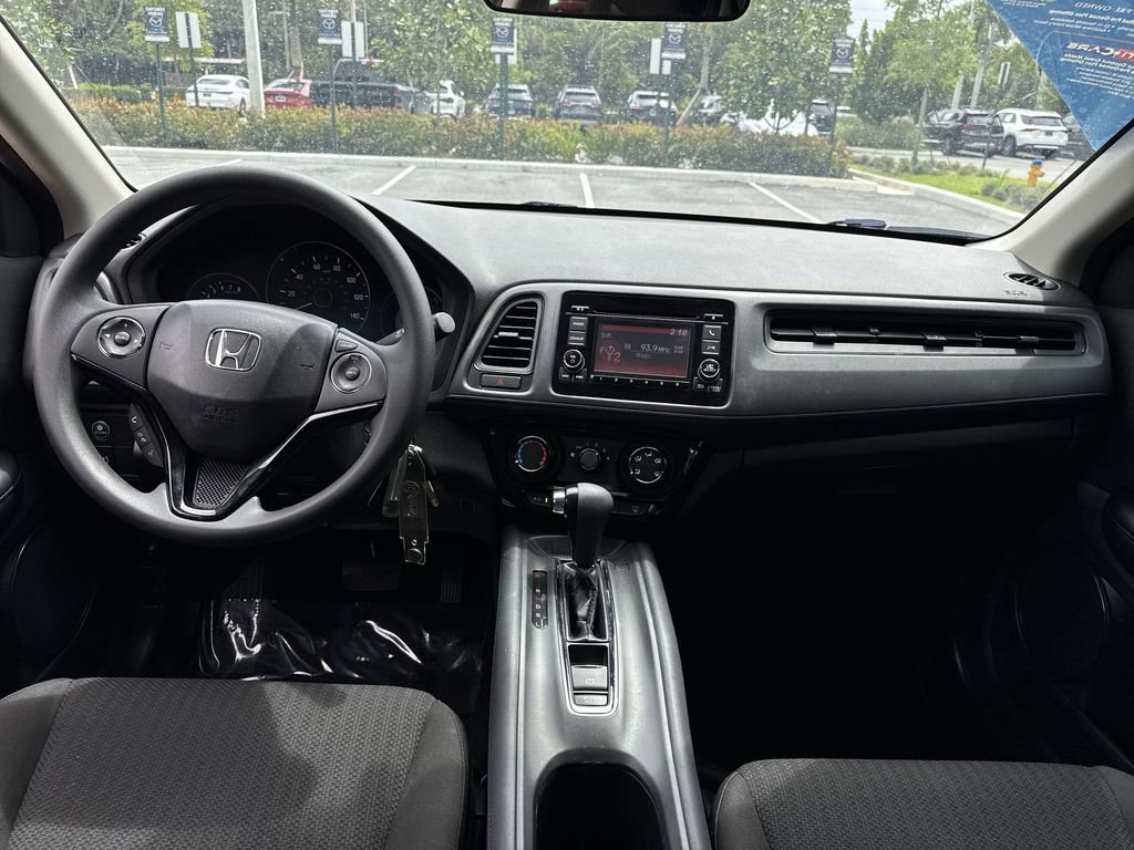 Used 2017 Honda HR-V LX image 14