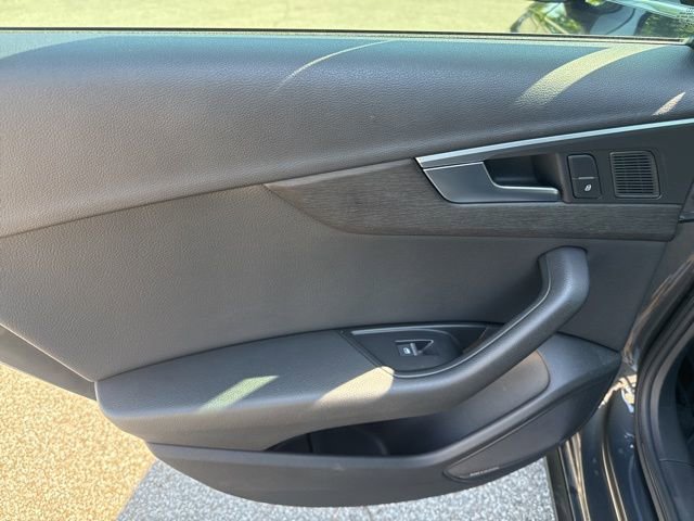 Used 2017 Audi A4 2.0T Premium Plus w/ Premium Plus Package AWD/4WD image 22