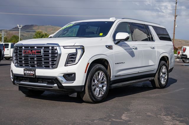 Used 2025 GMC Yukon XL Denali AWD/4WD image 37