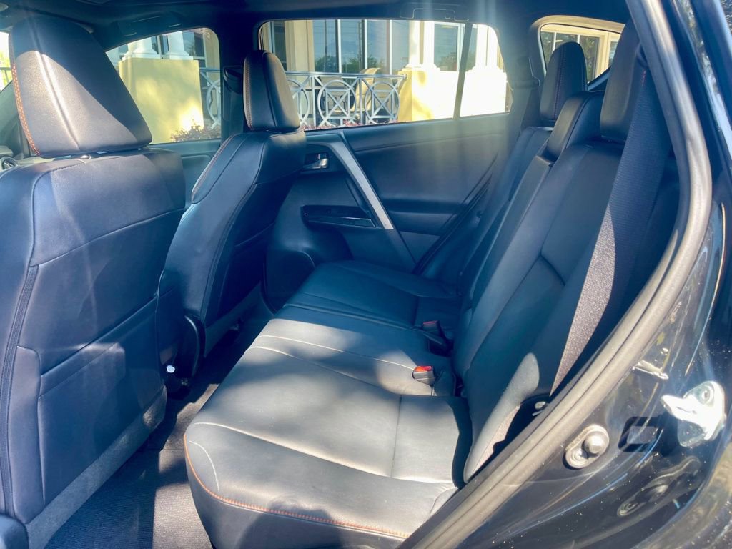 Used 2016 Toyota RAV4 SE w/ Advanced Technology Package image 12