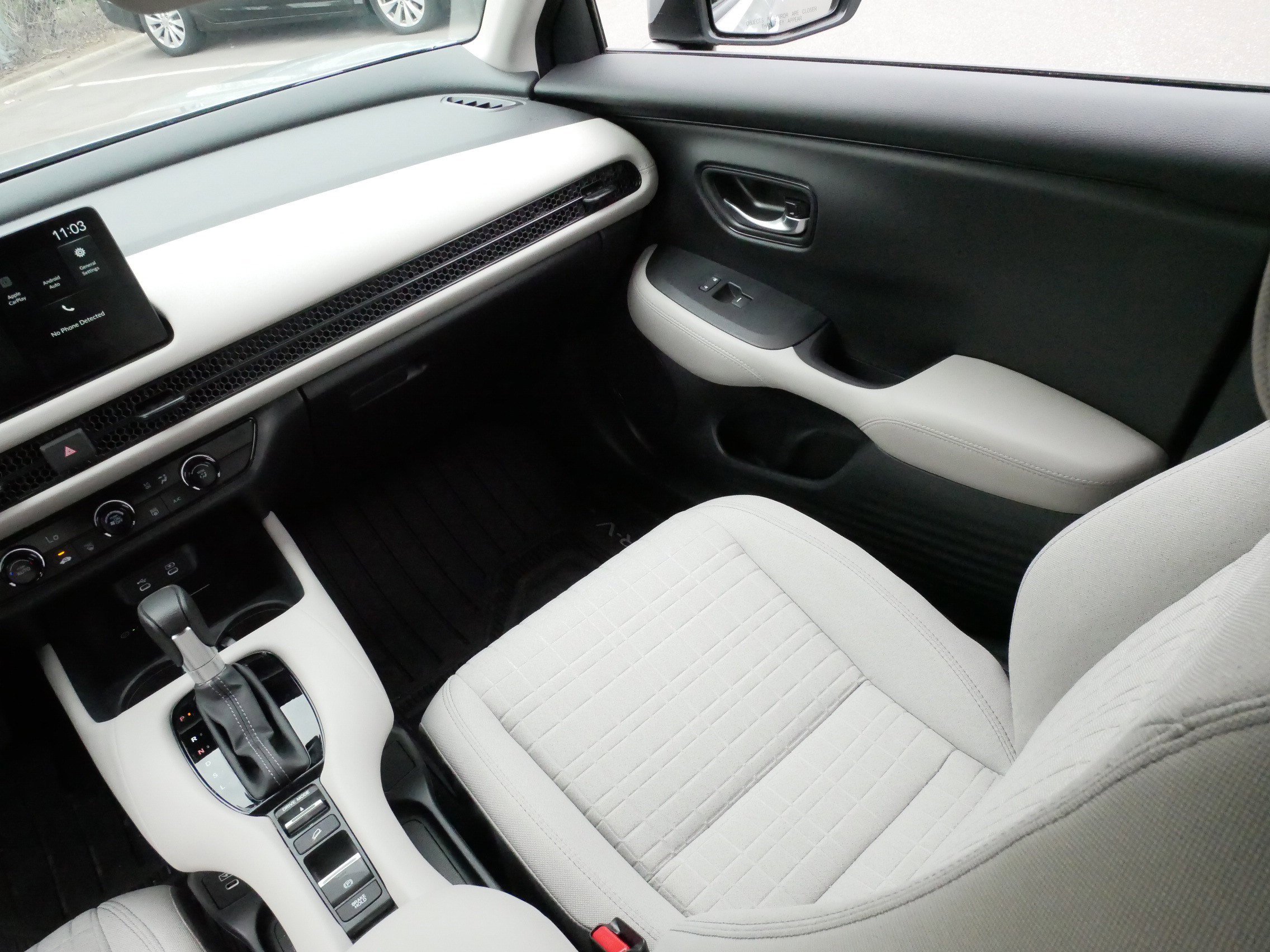 Used 2026 Honda HR-V LX image 11