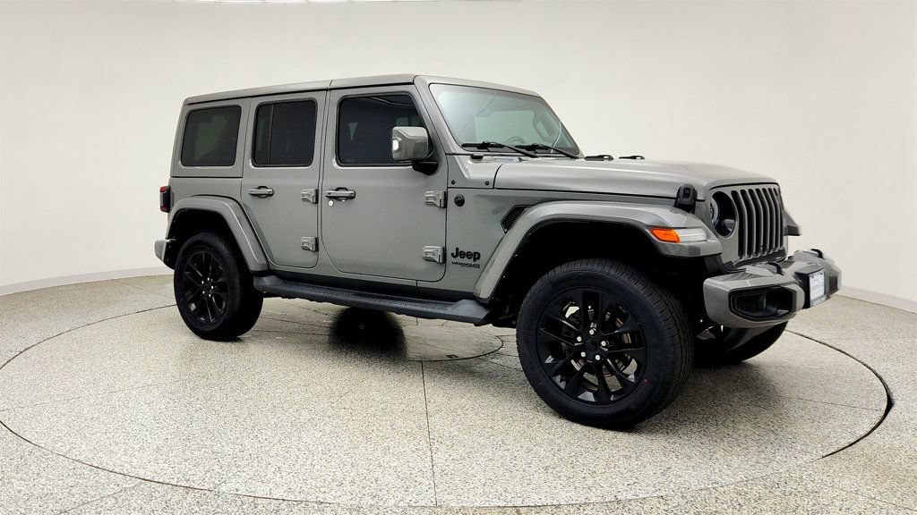 Used 2022 Jeep Wrangler Unlimited Sahara AWD/4WD image 3
