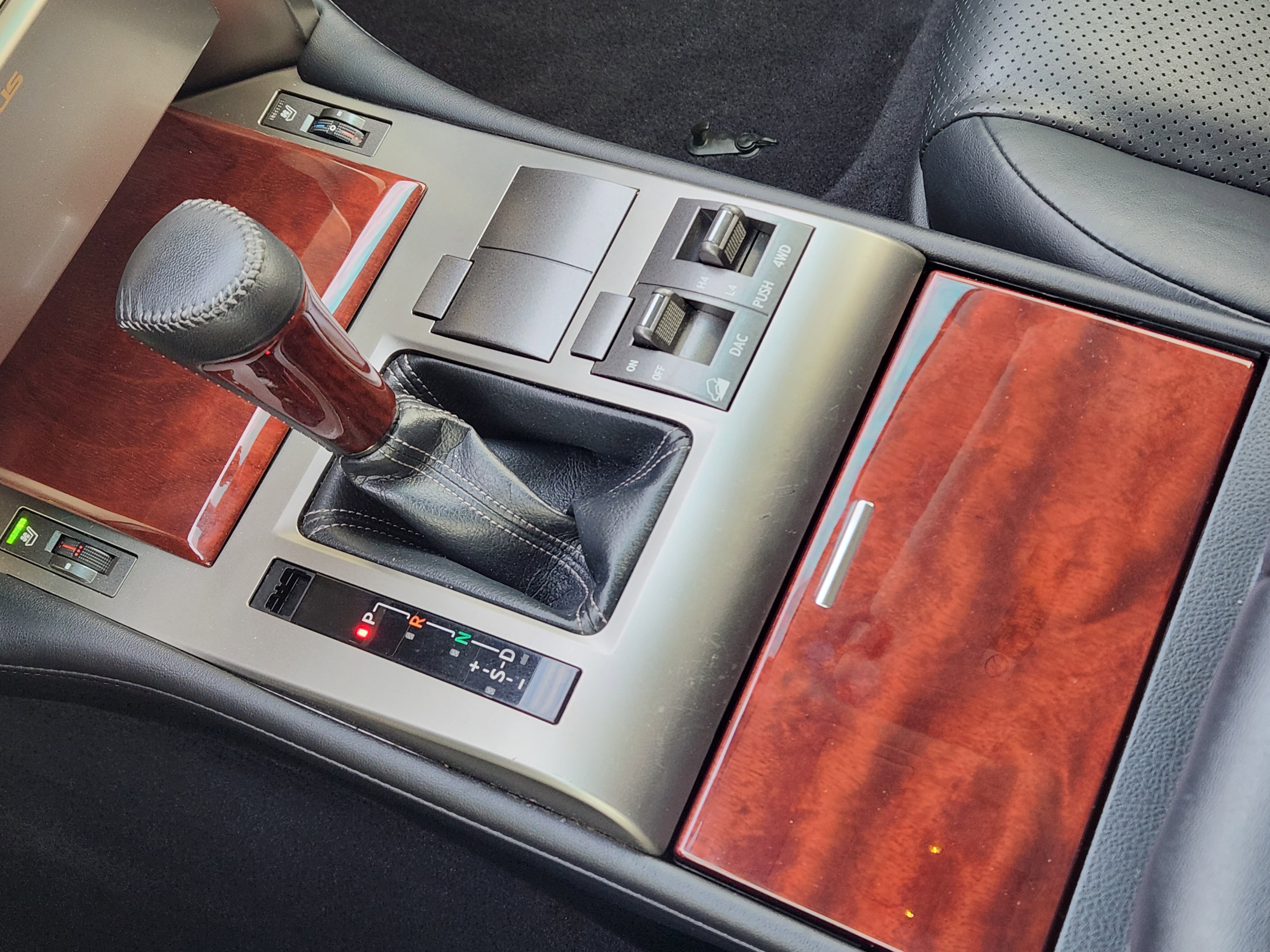 Used 2013 Lexus GX 460 image 20