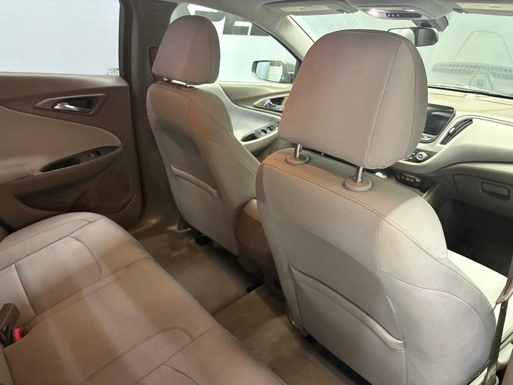 Used 2019 Chevrolet Malibu LS FWD image 36