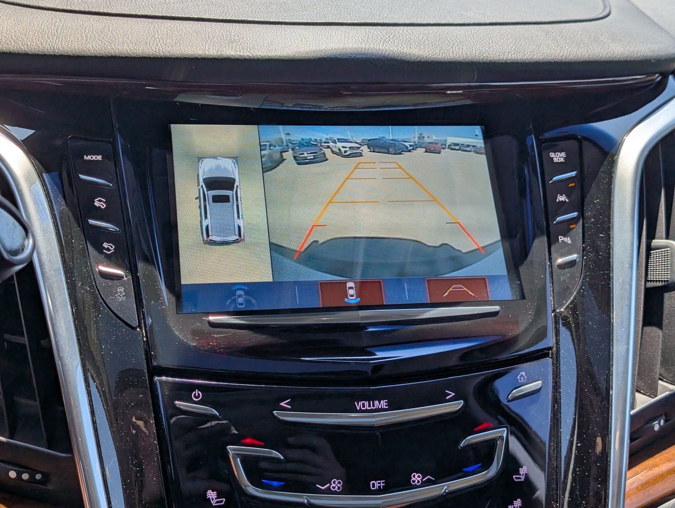 Used 2020 Cadillac Escalade Premium Luxury AWD/4WD image 20
