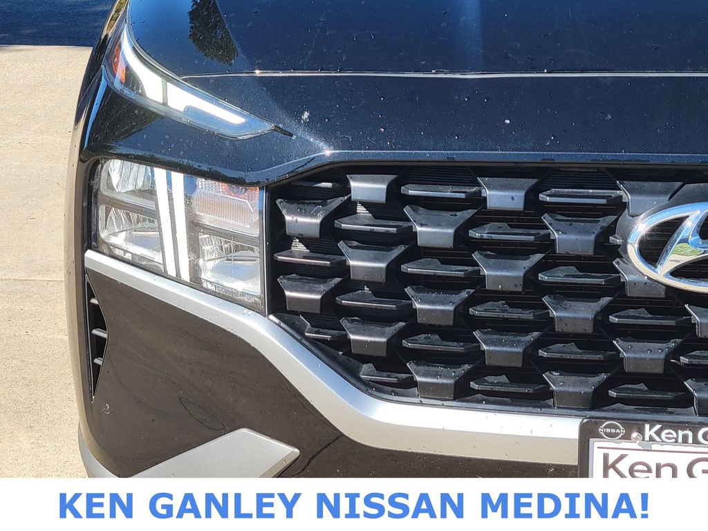 Used 2023 Hyundai Santa Fe SEL image 9