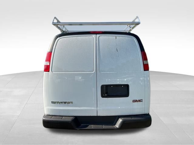 New 2025 GMC Savana 3500 Extended w/ Driver Convenience Package image 5
