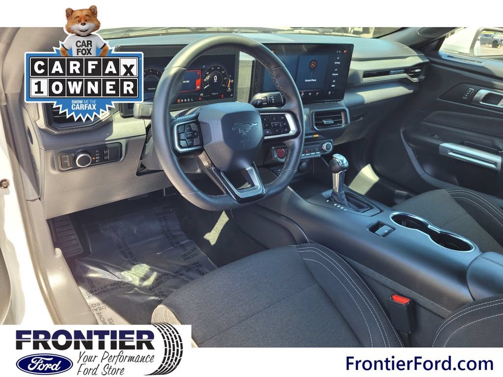 Used 2024 Ford Mustang Coupe RWD image 7