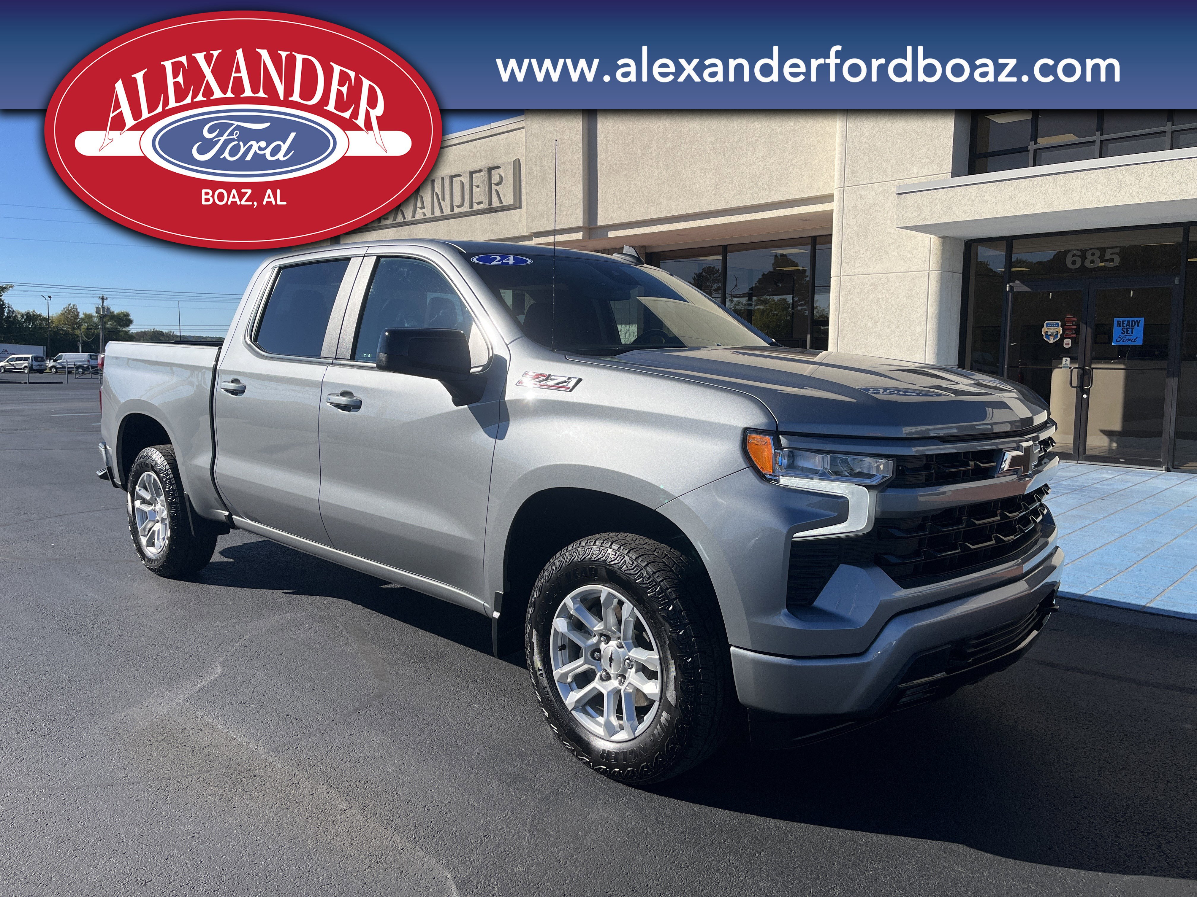 Used 2024 Chevrolet Silverado 1500 RST image 3