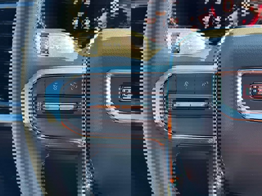 New 2026 GMC Canyon Elevation w/ Convenience Package image 28