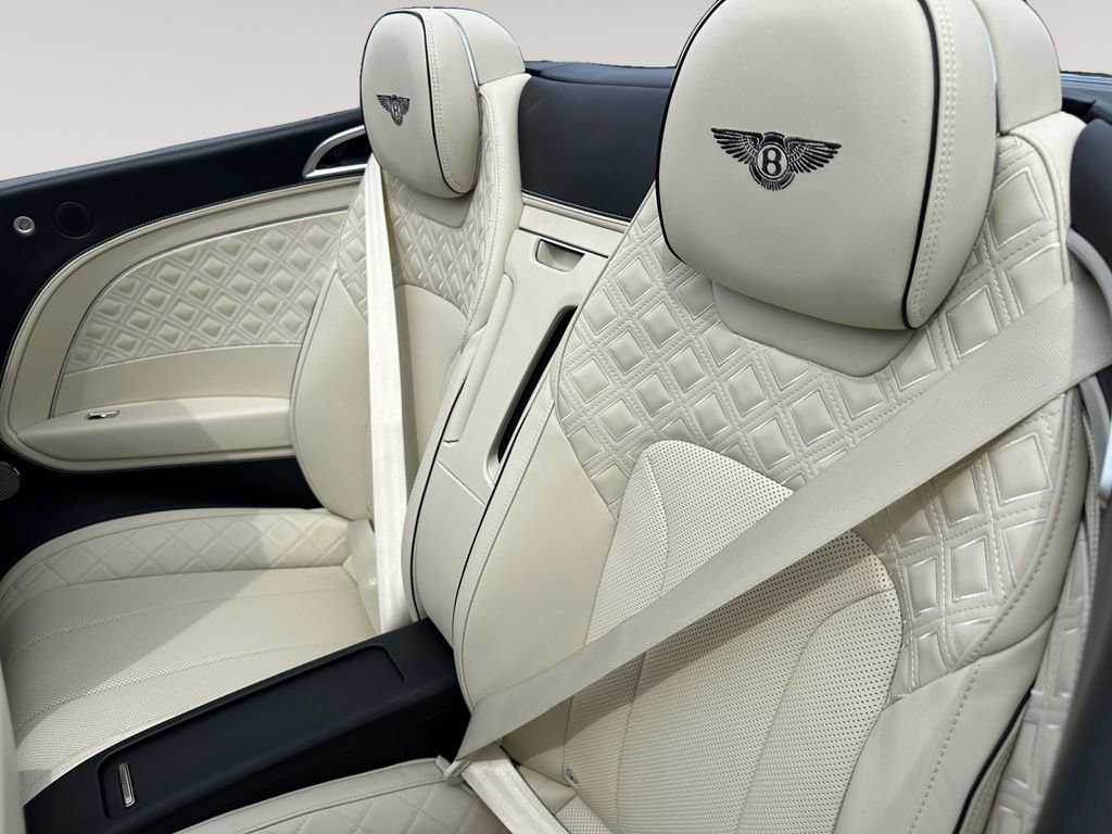 Used 2022 Bentley Continental GT AWD/4WD image 13
