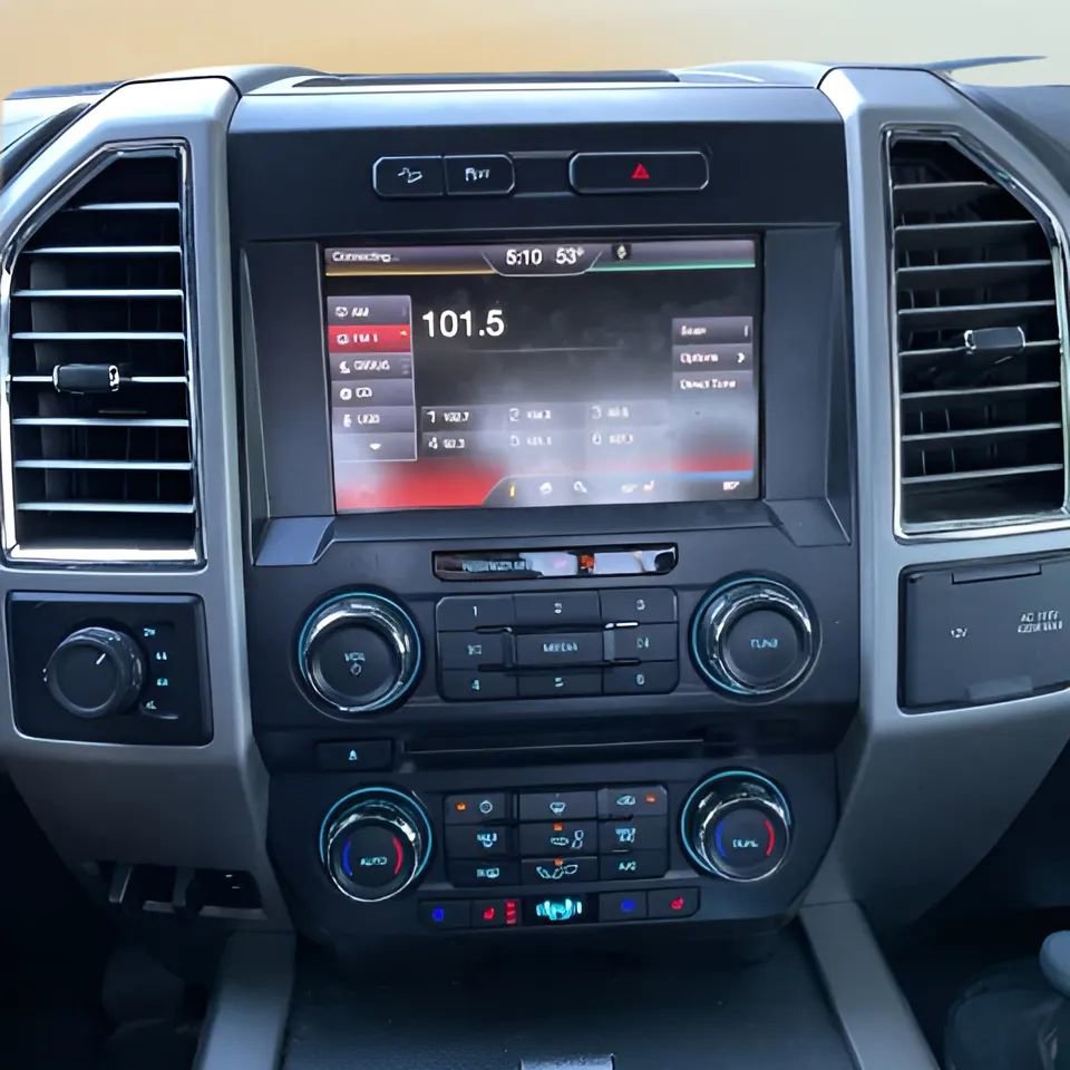 Used 2015 Ford F150 Lariat AWD/4WD image 19