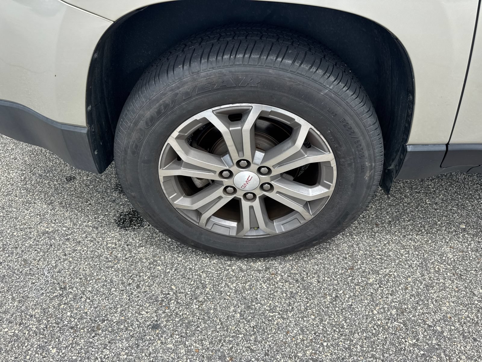 Used 2016 GMC Acadia SLT w/ Open Road Package FWD image 17