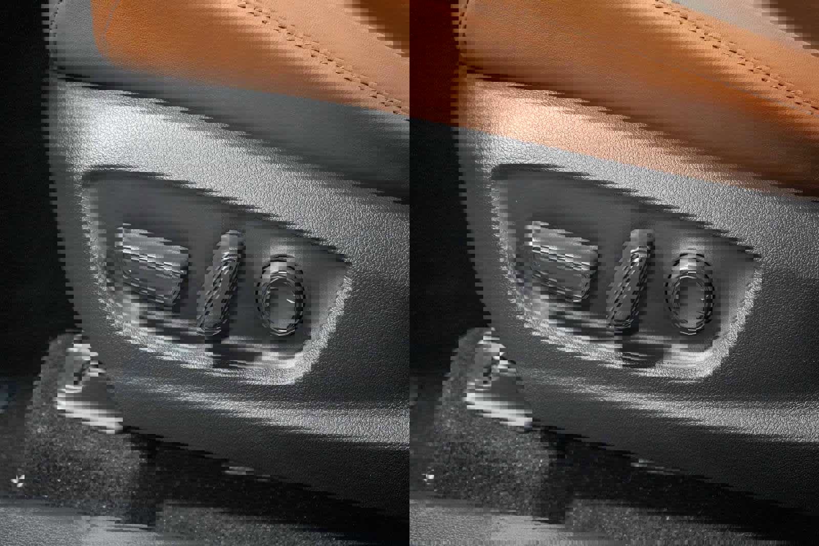 New 2025 Toyota Crown Signia image 20