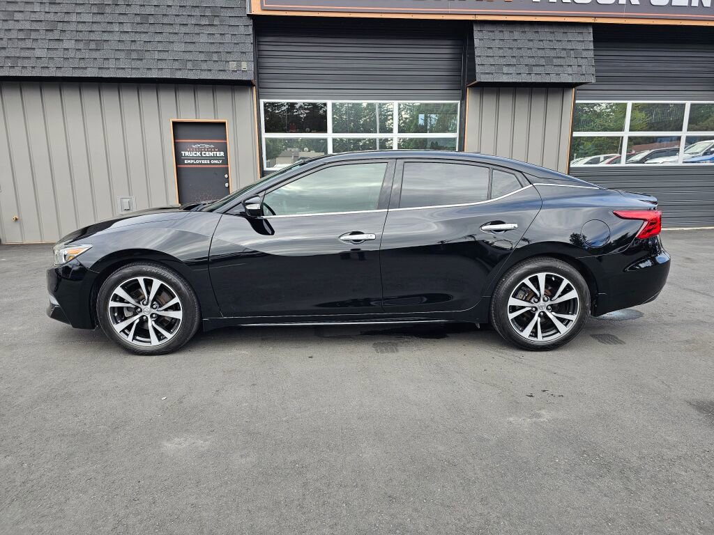 Used 2017 Nissan Maxima Platinum image 8