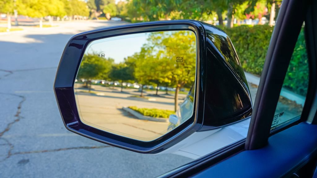 New 2025 Cadillac Escalade IQ Sport 2 w/ LPO, ONYX Package image 30