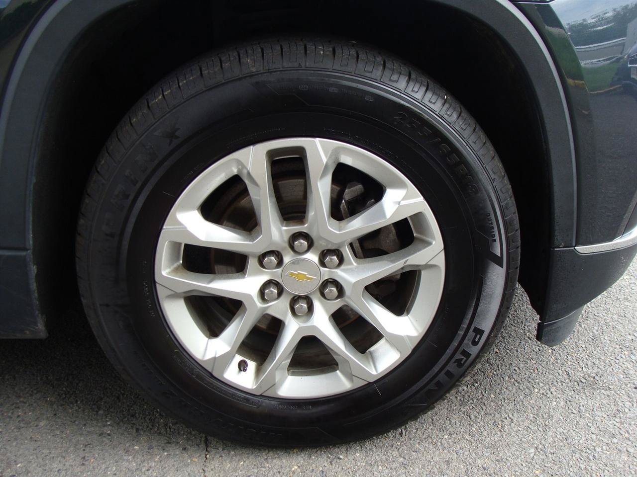 Used 2020 Chevrolet Traverse LT AWD/4WD image 36