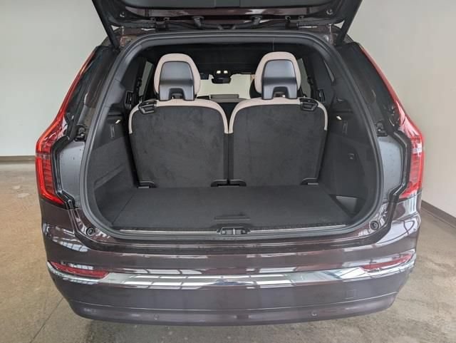 New 2026 Volvo XC90 B5 Core AWD/4WD image 5