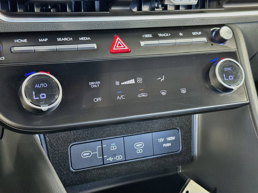 Used 2026 Hyundai Sonata Blue FWD image 15