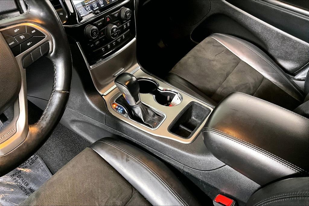 Used 2021 Jeep Grand Cherokee Laredo X image 16