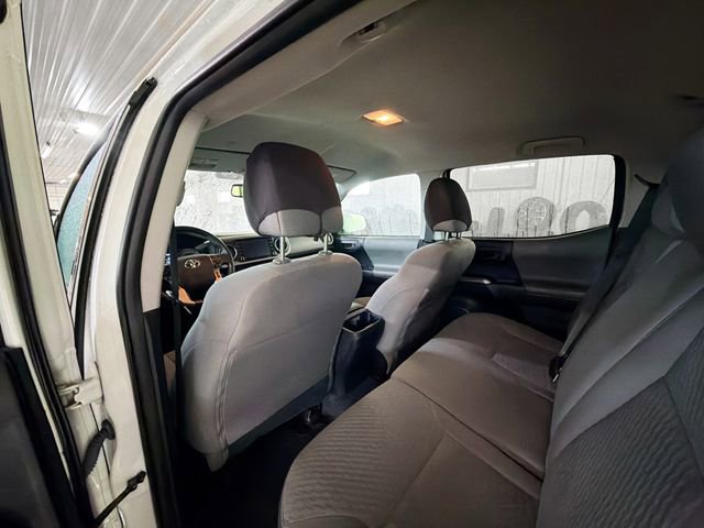 Used 2021 Toyota Tacoma TRD Sport AWD/4WD image 9