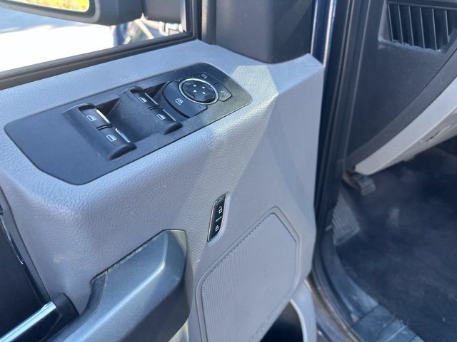 Used 2015 Ford F150 XLT w/ Equipment Group 301A Mid RWD image 19
