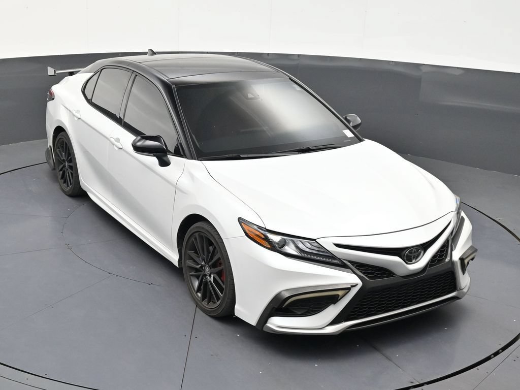 Used 2024 Toyota Camry XSE FWD image 19