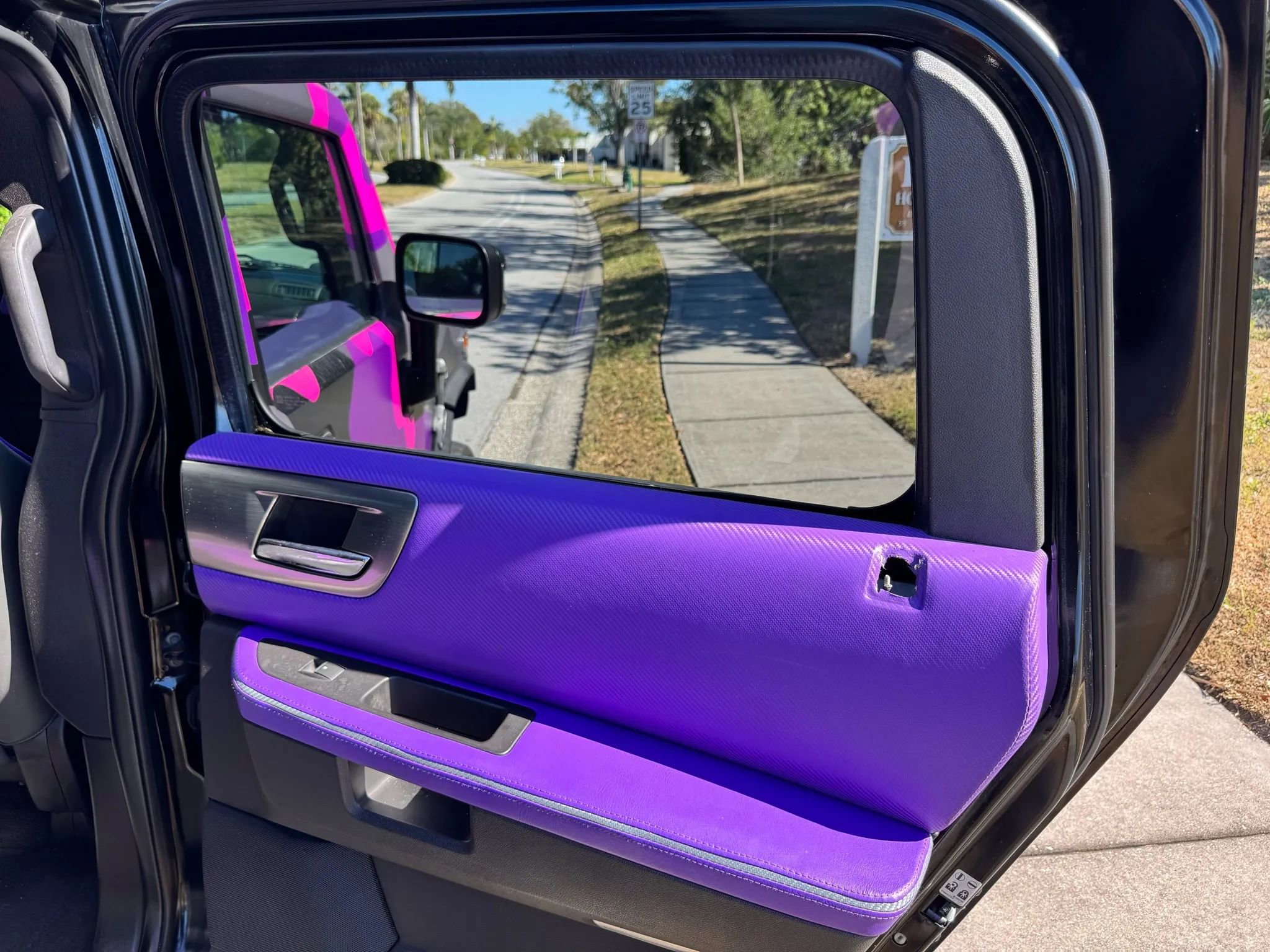 Used 2008 HUMMER H2 image 25