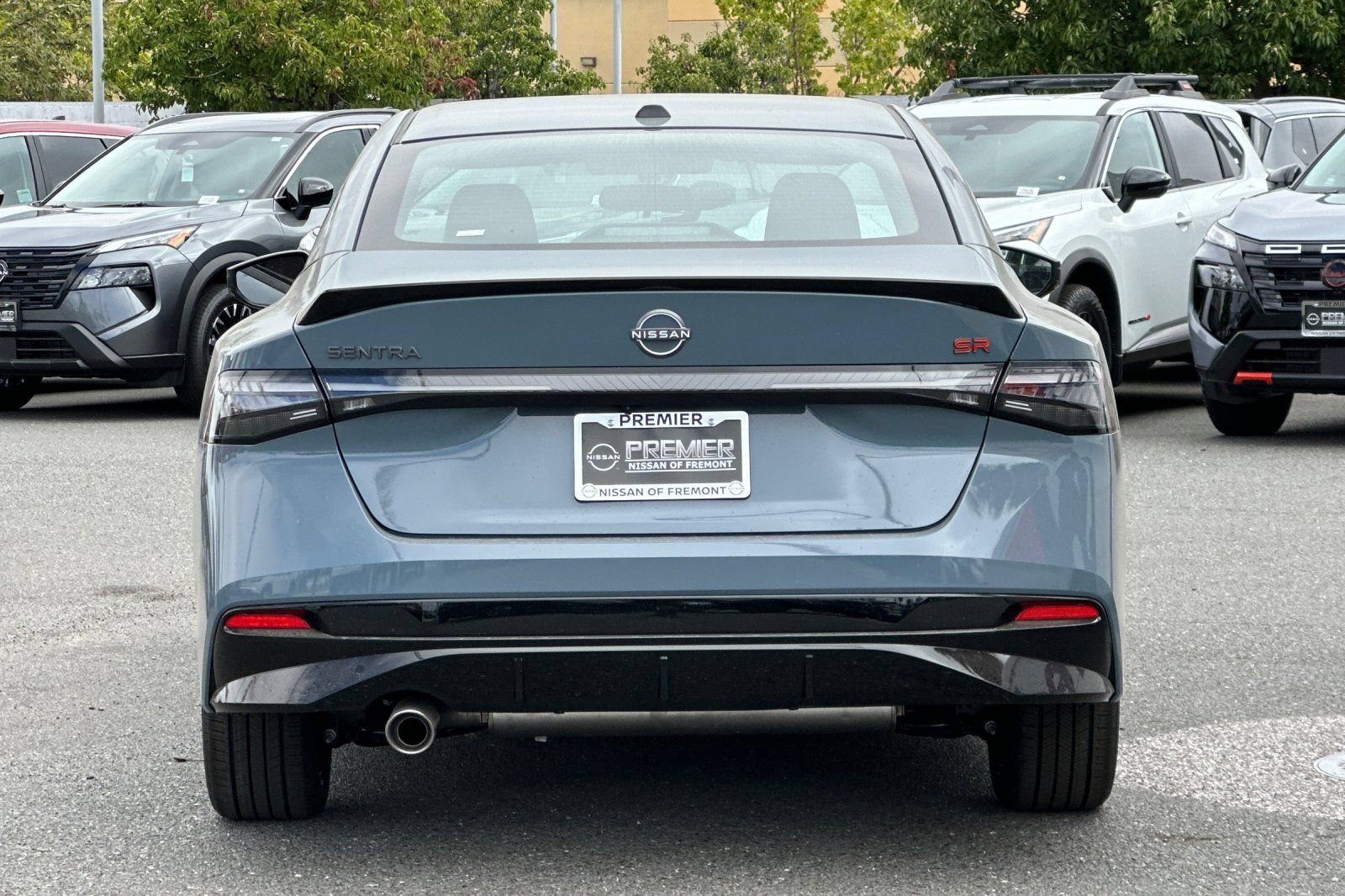 New 2026 Nissan Sentra SR w/ Floor Mat Package FWD image 5