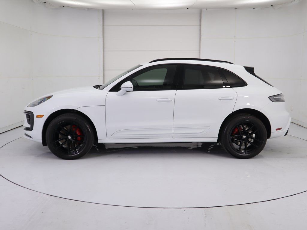 Used 2022 Porsche Macan S image 8