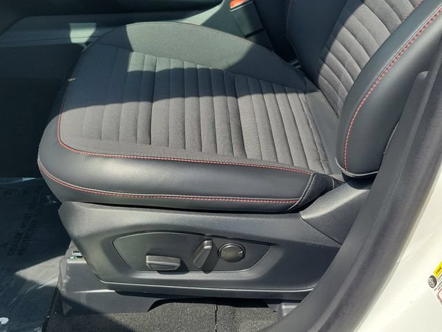 Used 2025 Ford Explorer ST-Line w/ Premium Package RWD image 16