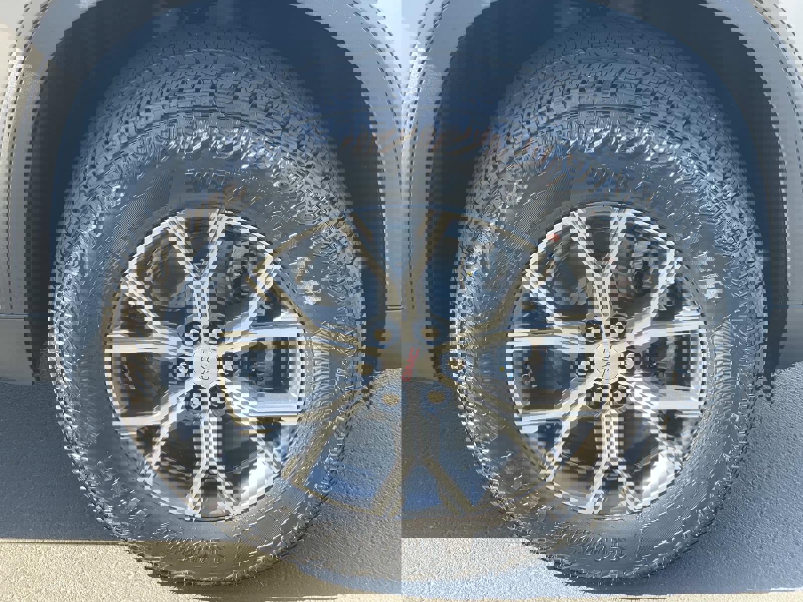 New 2026 GMC Acadia AT4 image 30