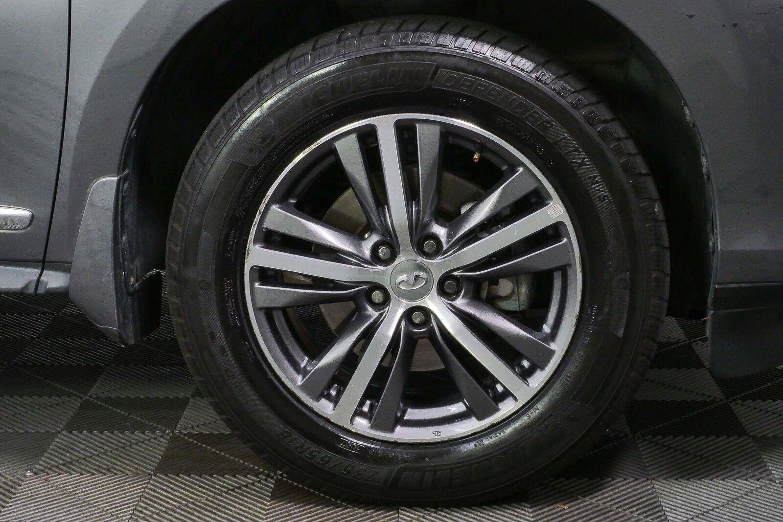 Used 2020 INFINITI QX60 Luxe w/ Essential Package AWD/4WD image 39