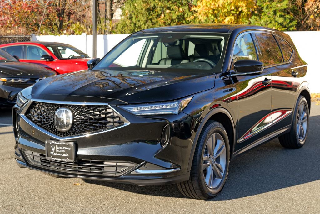 Used 2023 Acura MDX SH-AWD image 3