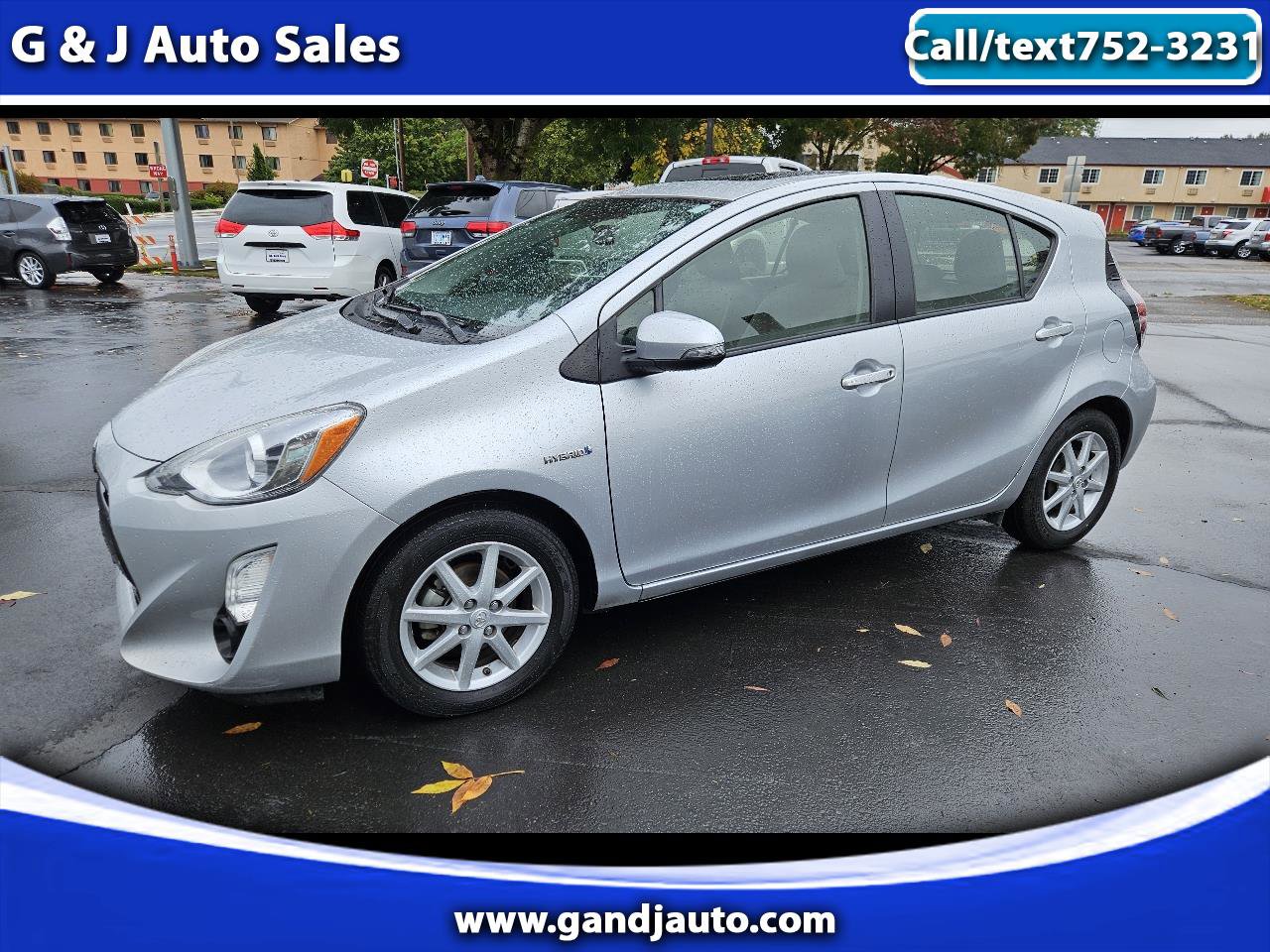 Used 2015 Toyota Prius C Four image 1