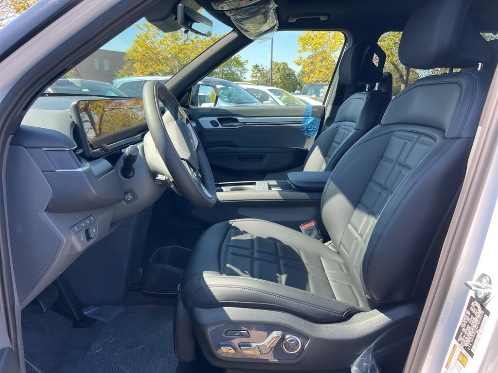 New 2026 Kia EV9 Land image 8