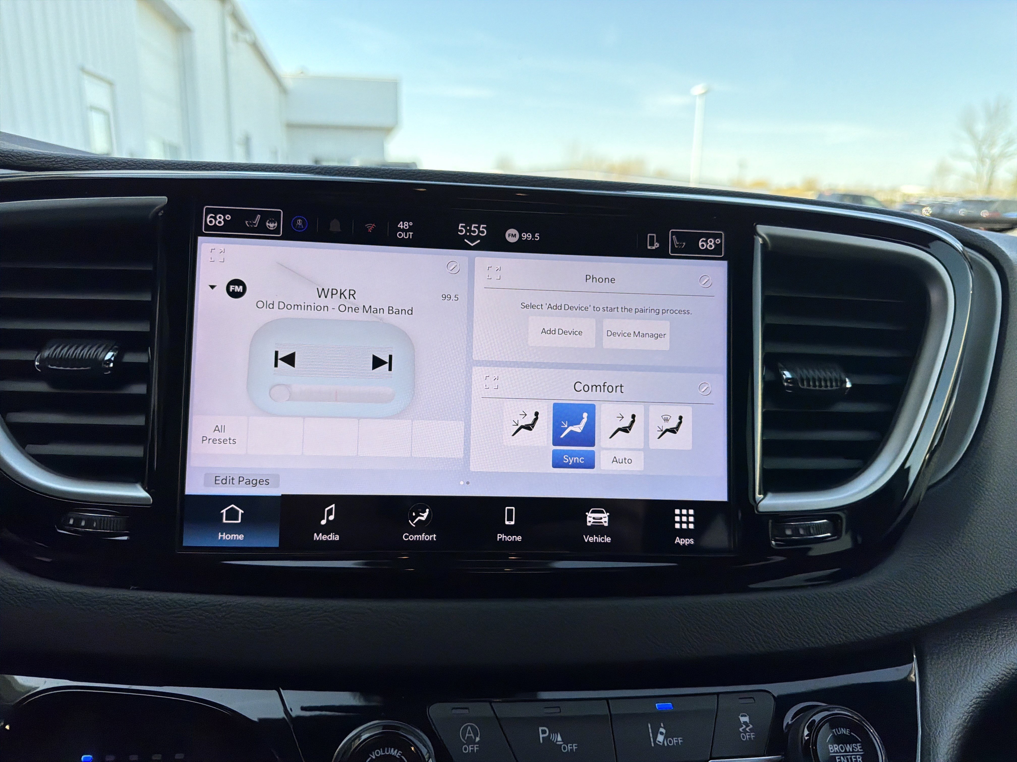 Used 2025 Chrysler Pacifica Select FWD image 41
