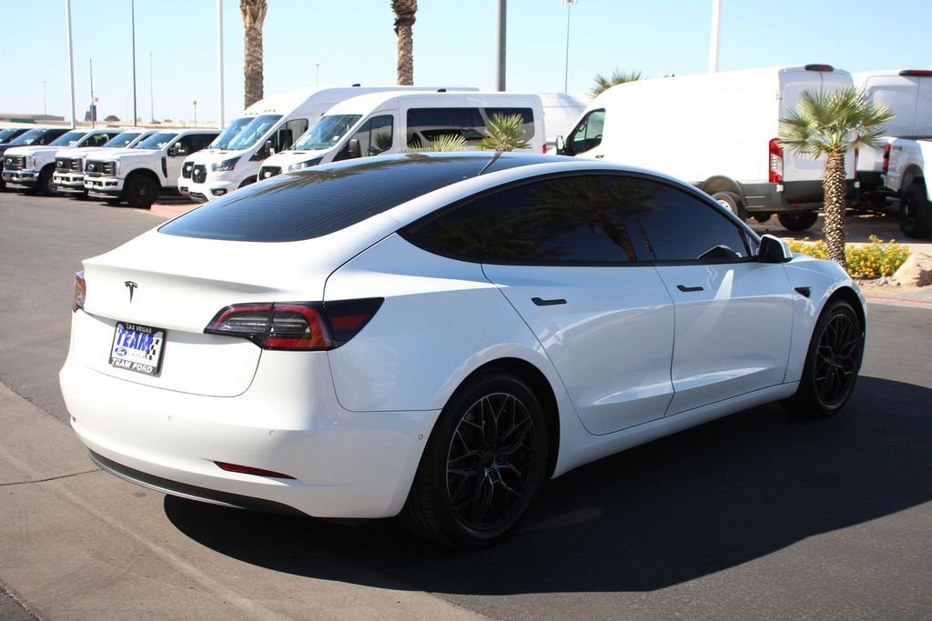 Used 2020 Tesla Model 3 Standard Range Plus RWD image 8
